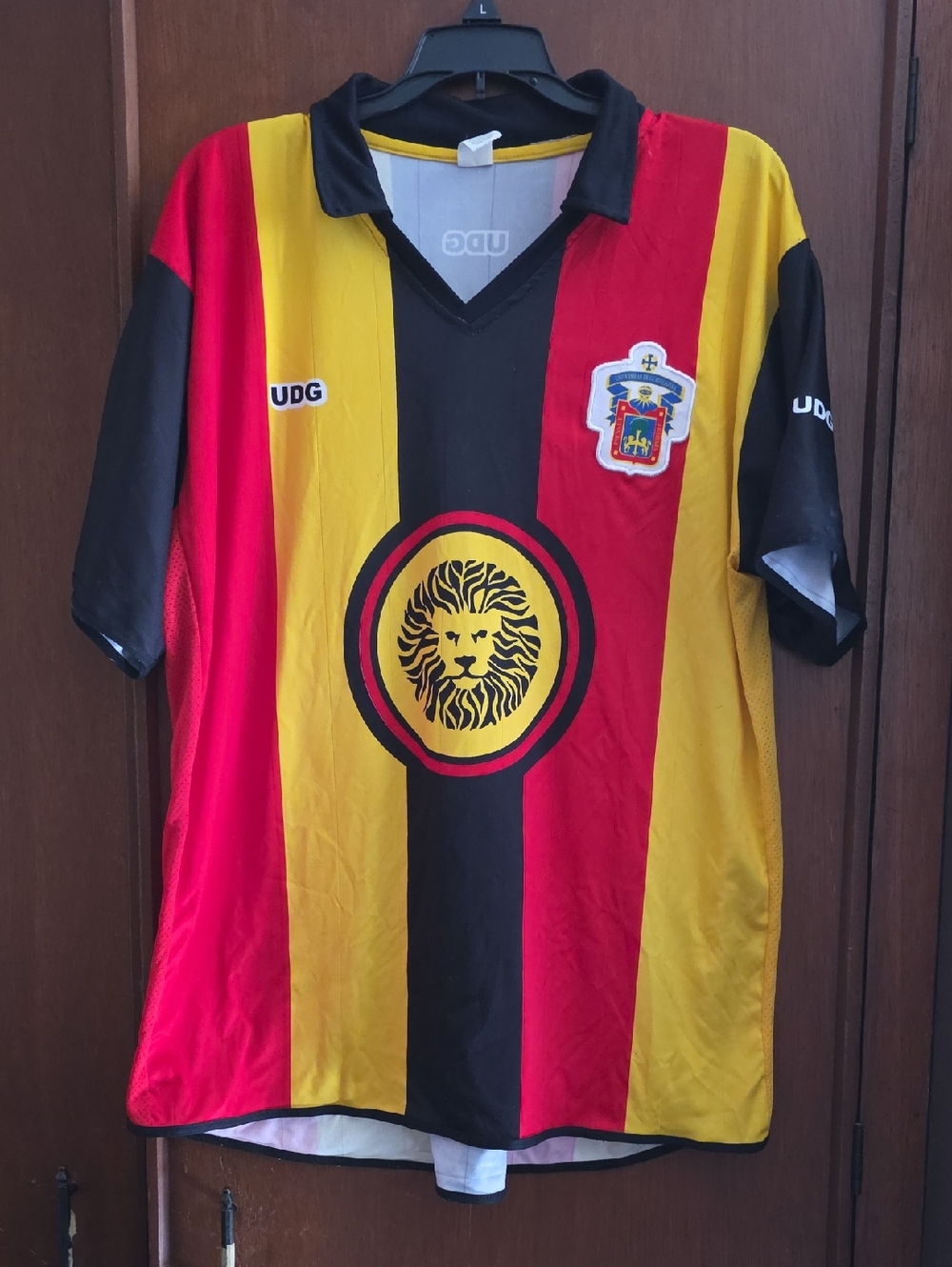 Leones Negros UDG Soccer Jersey Beto 7 Red, Yellow & Black